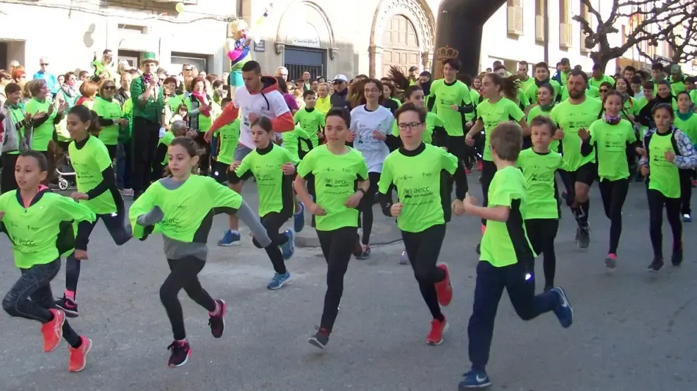 Más de 3.500 personas se visten de verde por la vida en Fraga
