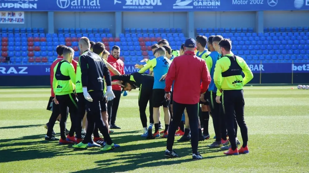 El Huesca ha sumado el doble de puntos que el Sevilla en los ocho partidos de 2019
