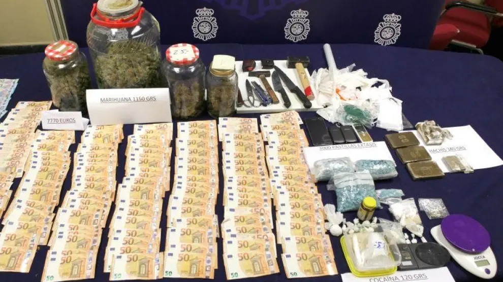 La Policía detiene a tres personas en Zaragoza con 3.000 pastillas de éxtasis