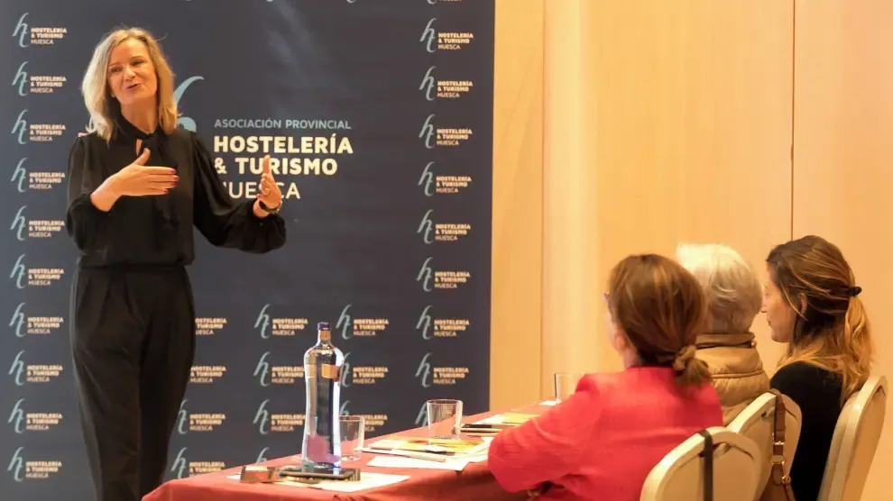Los hoteleros de Huesca mejoran con la experiencia de reputados profesionales