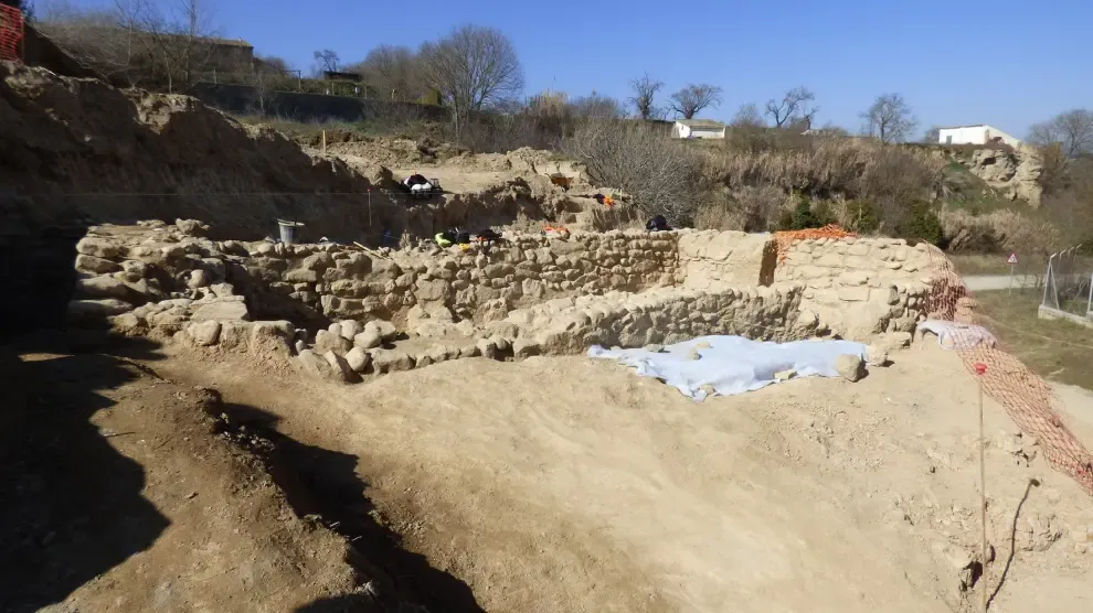 El Gobierno aragonés garantiza la continuidad de las excavaciones del yacimiento de Barbastro