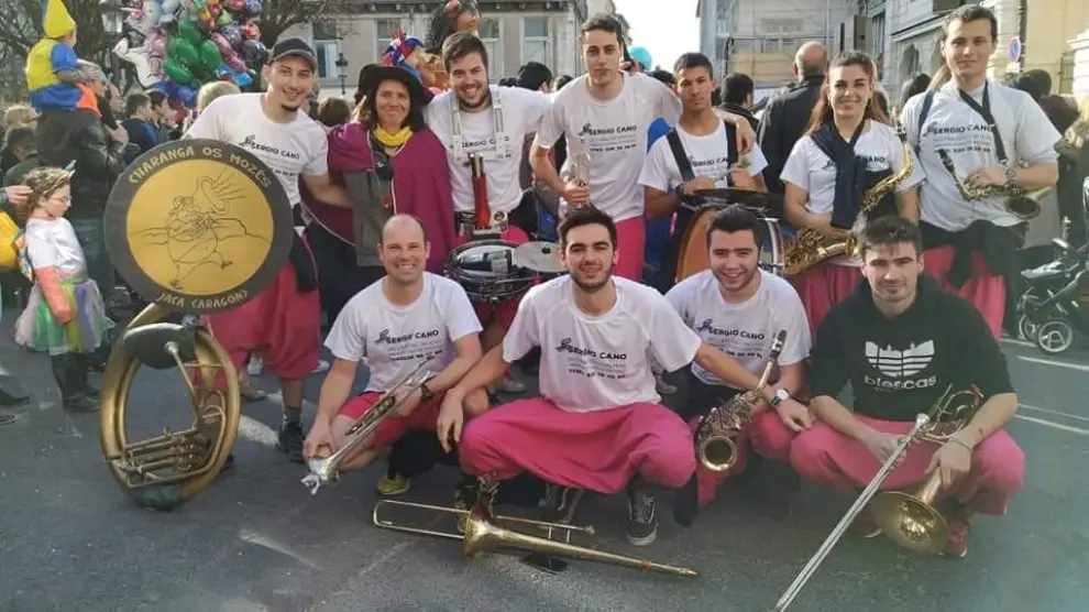 La charanga Os Mozés de Jaca representa a Aragón en un festival nacional en Burgos