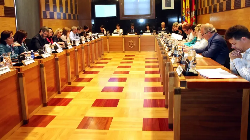 El Ayuntamiento de Huesca celebra este miércoles el último pleno de la legislatura