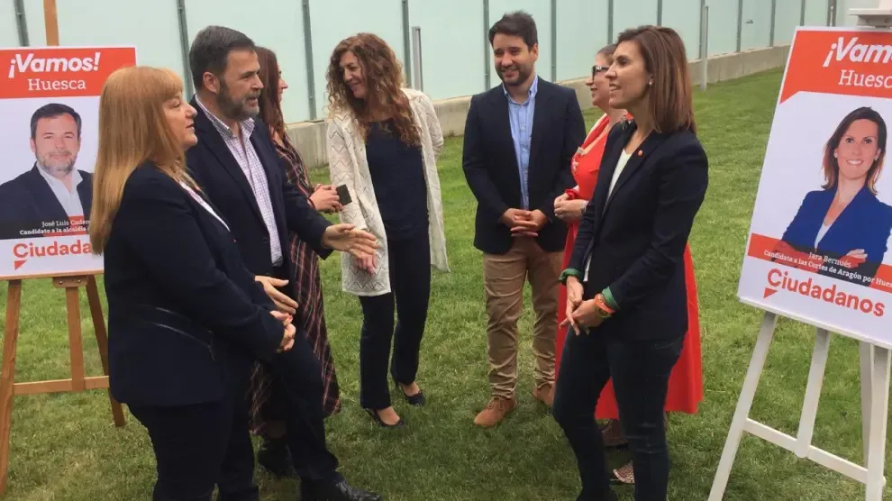 Cs presenta un proyecto de "regeneración política y gobierno responsable" para Huesca y las Cortes