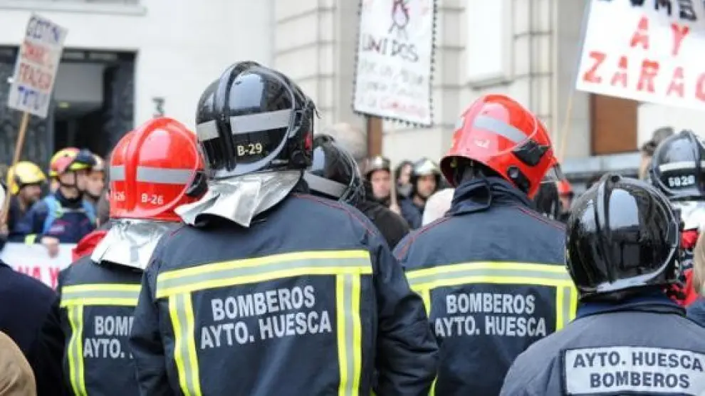 CGT apoya la manifestación contra la reserva de plazas de bombero para personal militar