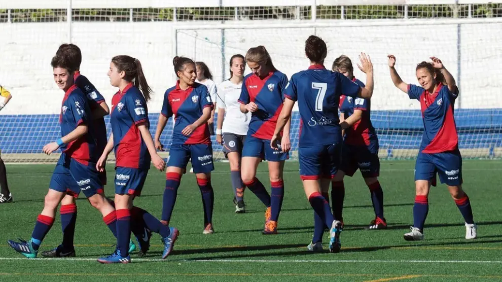 Las chicas del Huesca, a "rematar" el ascenso