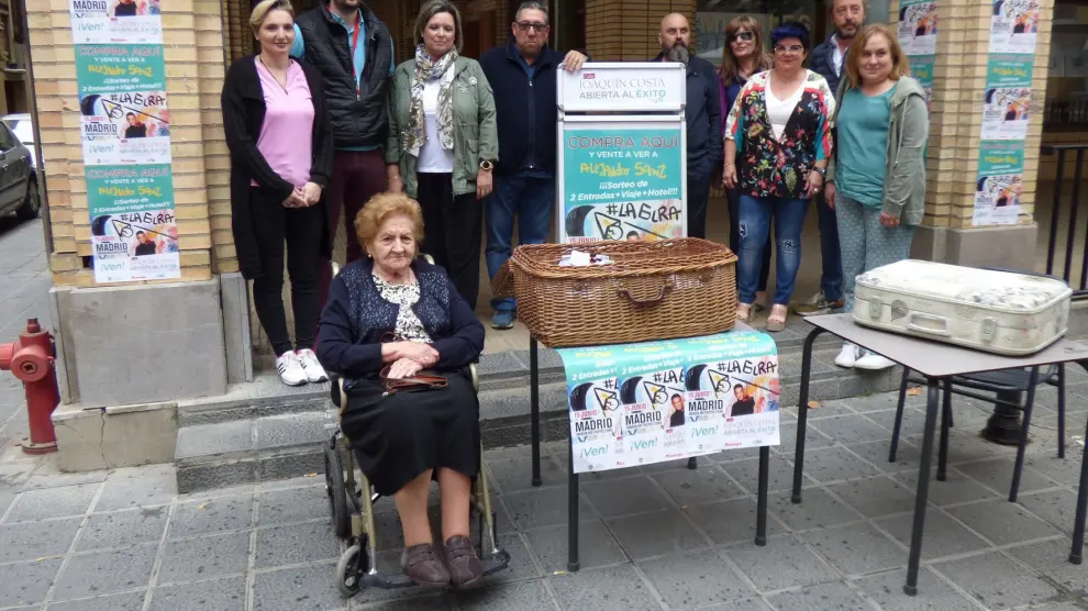 Los comerciantes de la calle Joaquín Costa de Barbastro quieren recuperar su identidad