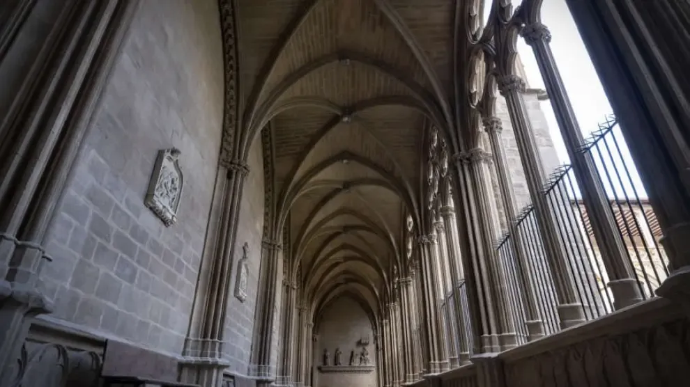 La Catedral de Pamplona, pionera en España al incorporar el latín en su información al público