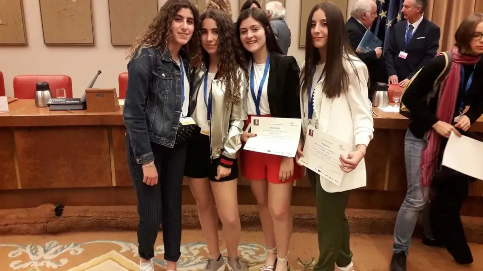 Alumnas de Monzón ganan el Nacional de Narrativa de la Fundación Machado