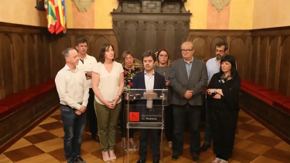 El alcalde de Huesca, abierto a acuerdos puntuales con PP y Ciudadanos tras el fracaso de la moción de censura