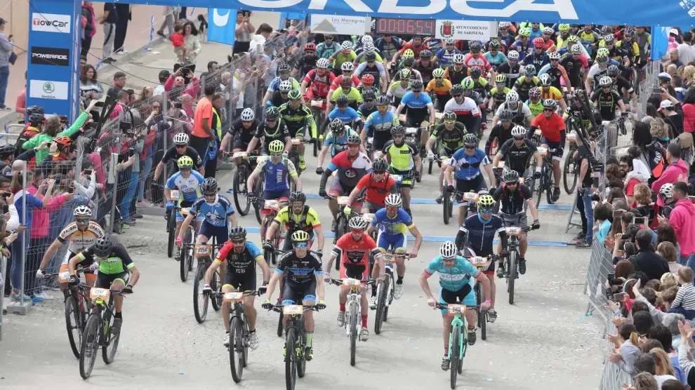 La Quebrantahuesos y la Treparriscos reúne a 11.500 cicloturistas