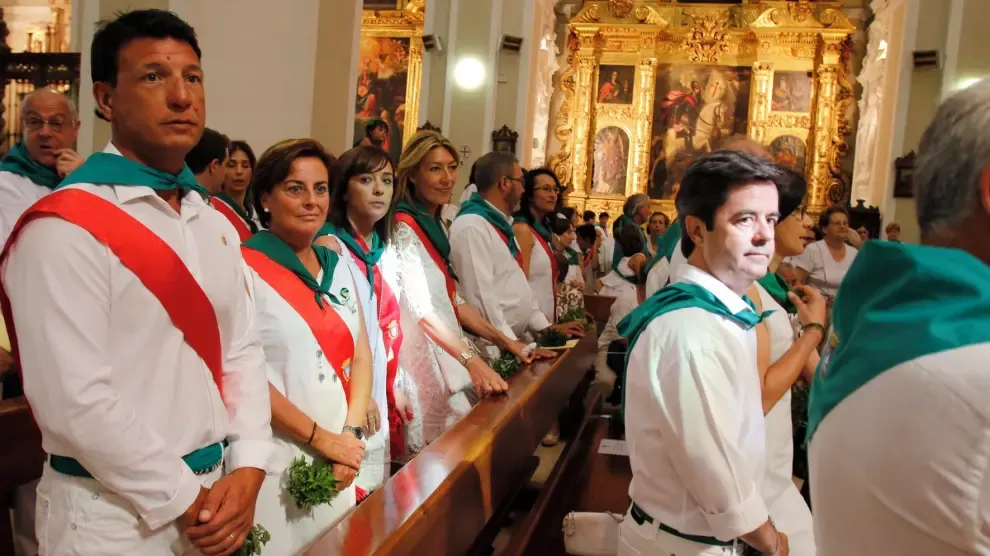 Los ediles de Huesca podrán ir a actos religiosos con la banda pero a título particular