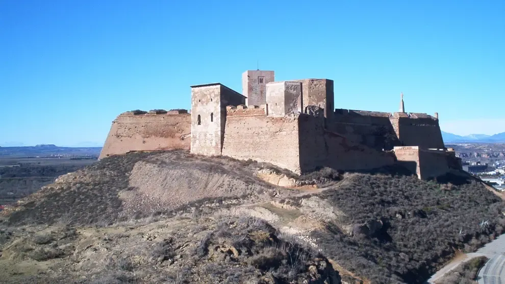 El Castillo de Monzón abrirá todos los días durante el mes de agosto
