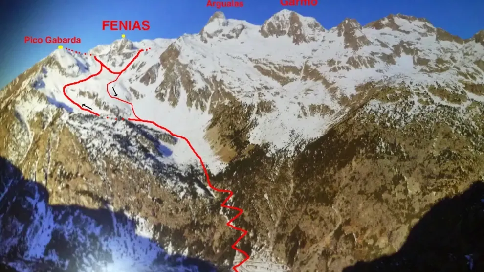 Fallece un montañero de 75 años al caer por una canal en el pico La Gabarda
