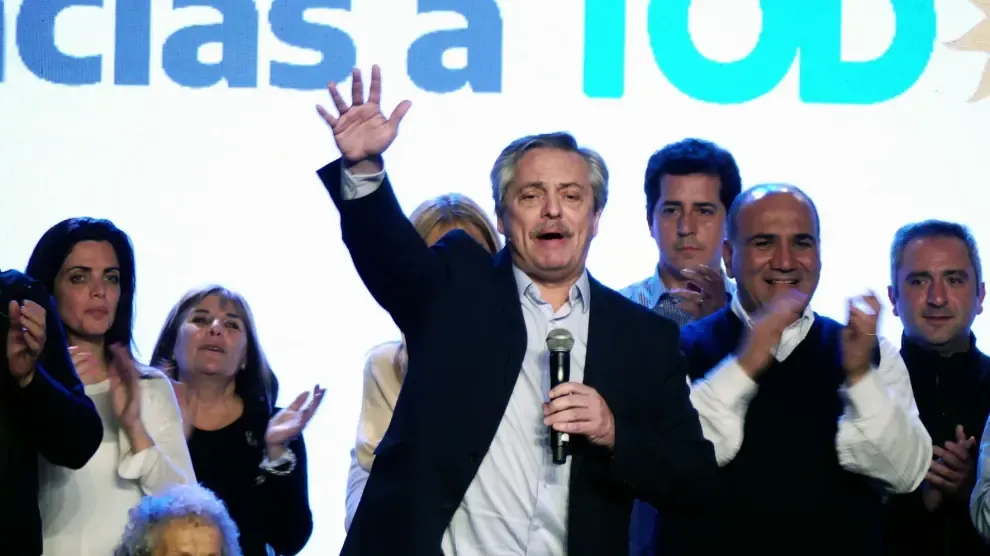 Contundente derrota de Macri en las primarias argentinas