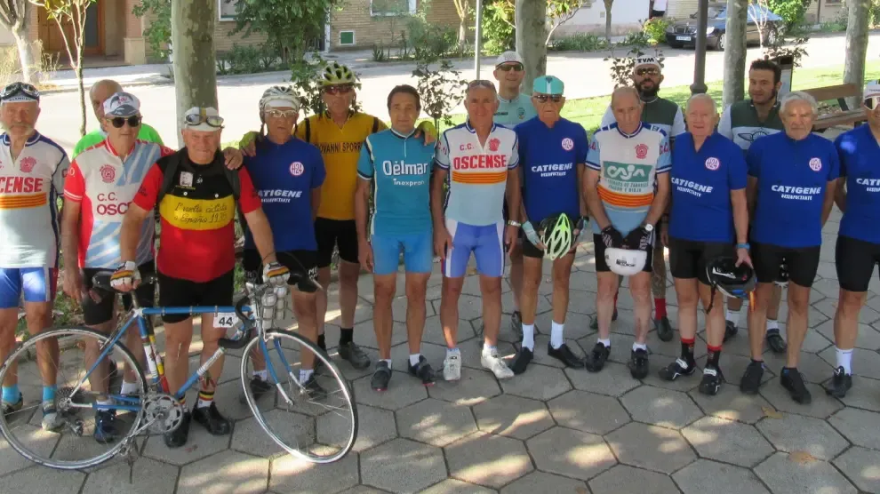 Etapa Clásica del Club Ciclista Oscense con el Pedal Aragonés en Ontinar