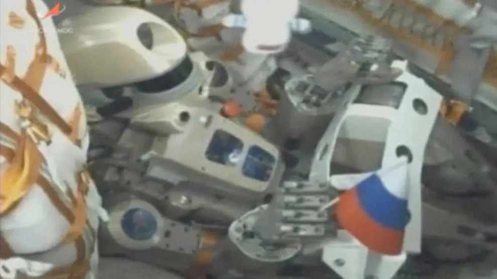 El robot ruso "Fiódor" tuitea desde el espacio y se queja de "atascos"