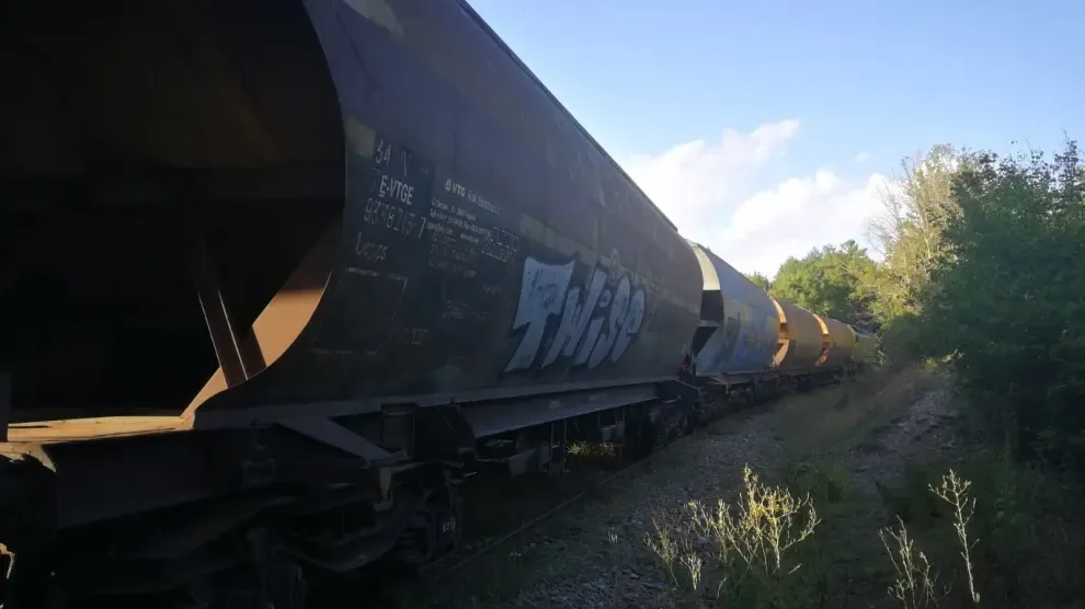Descarrila un tren de mercancías entre las localidades de Jaca y Canfranc