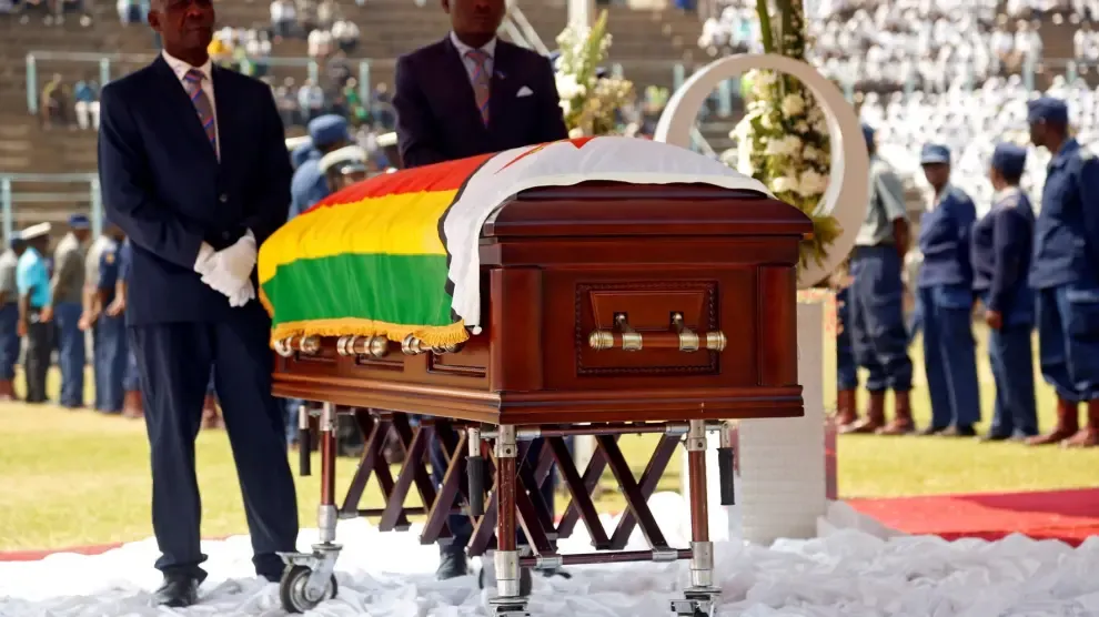 Multitudinario funeral de Estado del expresidente Robert Mugabe en Harare
