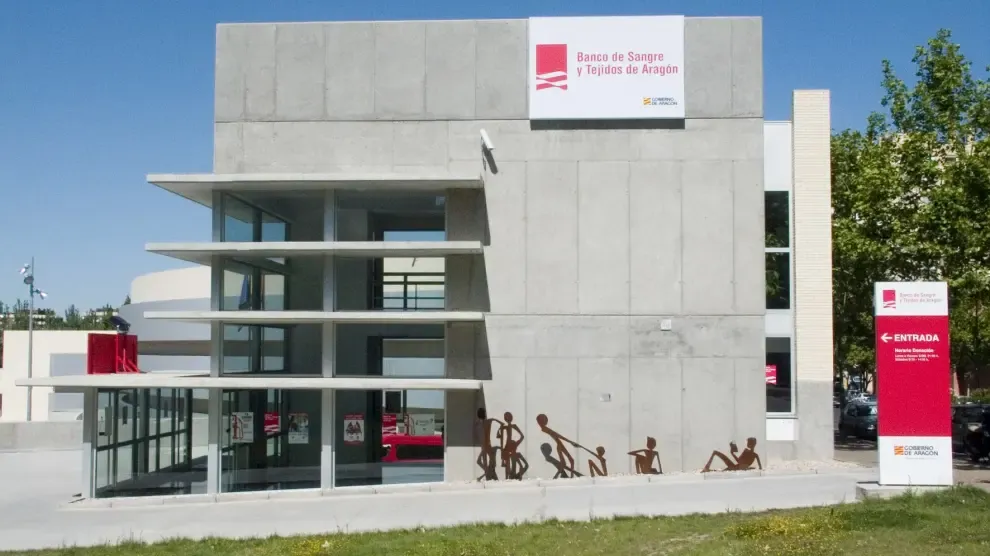 El Banco de Sangre y Tejidos de Aragón celebra su aniversario mostrando su trabajo a diferentes colectivos
