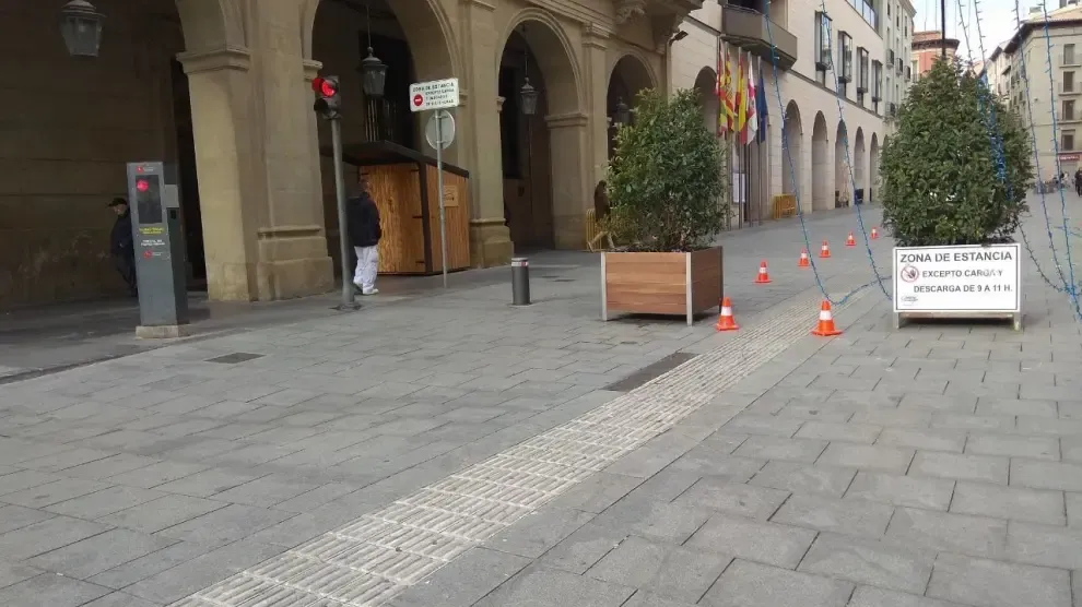 Cs pide una revisión del control de acceso a la zona peatonal de Huesca
