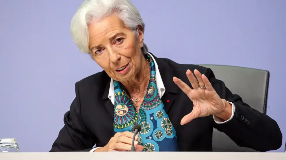 Christine Lagarde aboga por revisar la estrategia del BCE
