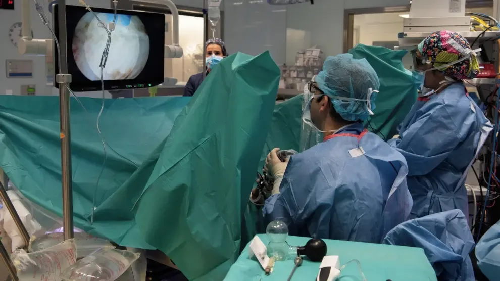 La primera cirugía endoscópica 3D se realiza en Barcelona
