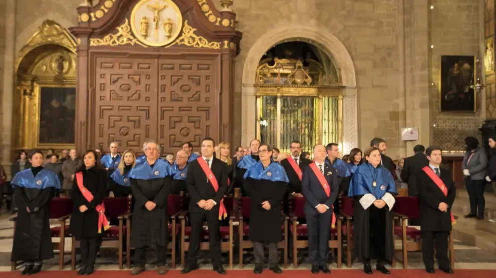 Los concejales de Huesca ya podrán ir con banda a los actos religiosos