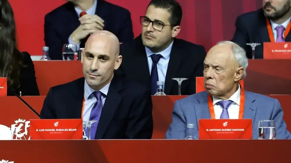El juez cita como investigado al vicepresidente de la Federación de Fútbol