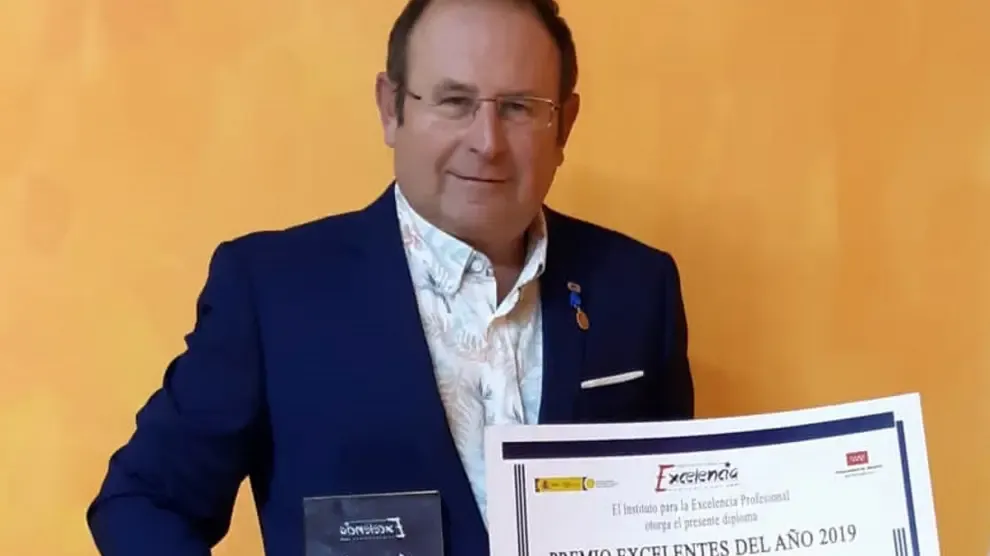 El Aeródromo de Tardienta recibe el premio a la Excelencia Profesional 2019