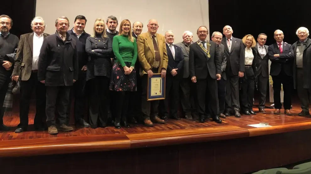 El Rotary Club de Huesca otorga su distinción a Fernando Biarge