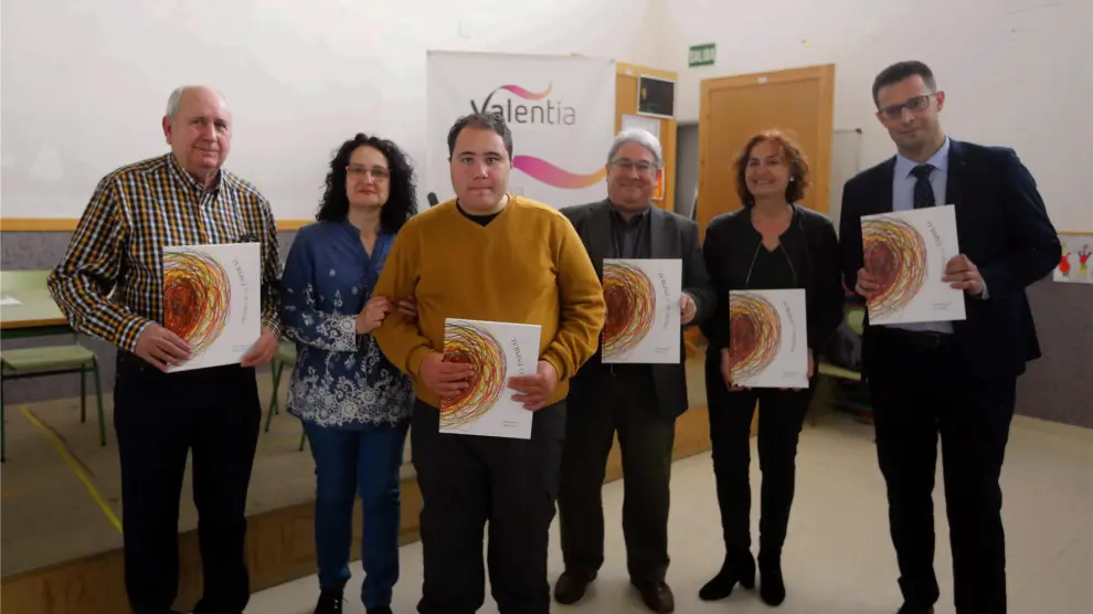 Un joven con TEA de Huesca ilustra el estimulante libro 'Dentro de la Espiral'