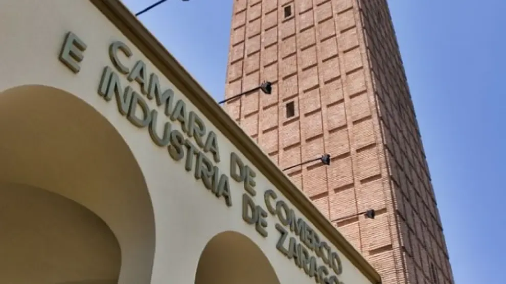 La Cámara de Comercio de Zaragoza apoya a los transportistas aragoneses