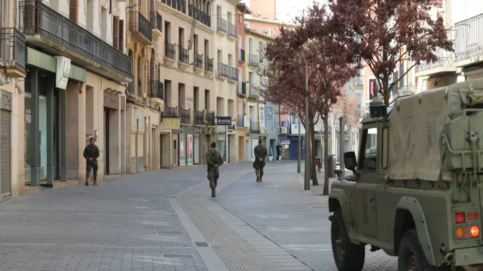 Militares del Regimiento del Galicia 64 hacen frente al coronavirus en Huesca y Jaca