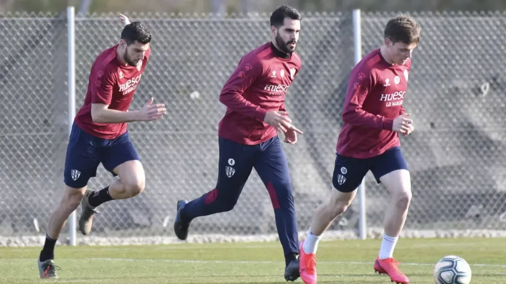 Los jugadores del Huesca reanudan los entrenamientos este lunes desde casa
