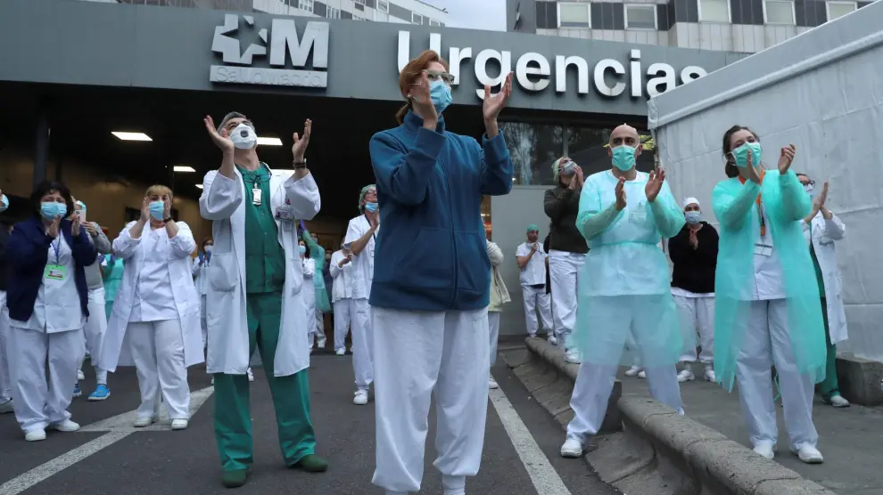 España vuelve a superar los 900 muertos por coronavirus en un día y rozan los 11.000 fallecidos