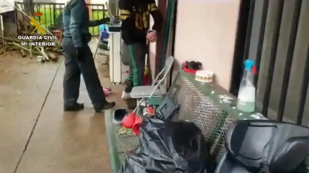 La Guardia Civil de Monzón detiene a dos personas por robar en una casa de campo