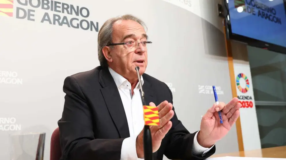 Carlos Pérez Anadón: "Vamos a tener una caída muy fuerte de los ingresos"