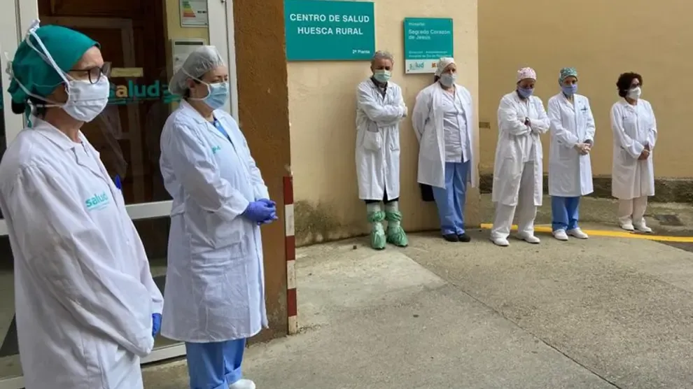 Los sanitarios de Huesca denuncian el reciclaje de mascarillas y la falta de las de alta protección