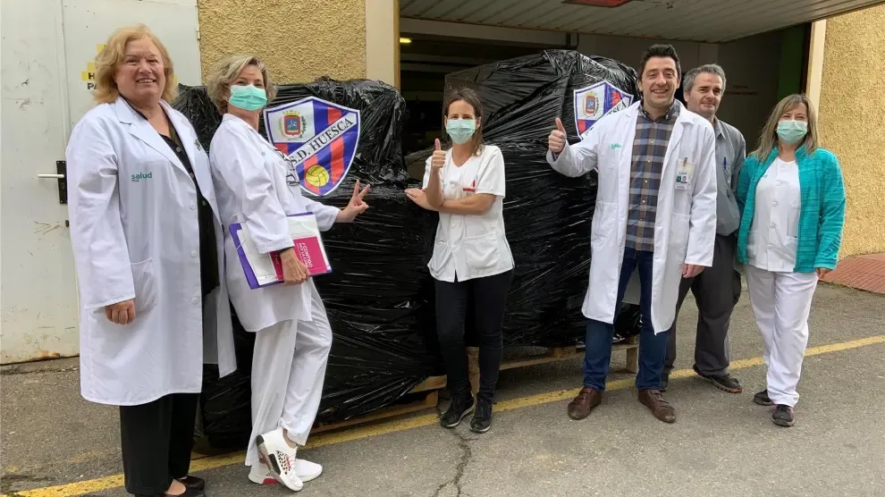 El Huesca dona material de protección al Hospital San Jorge