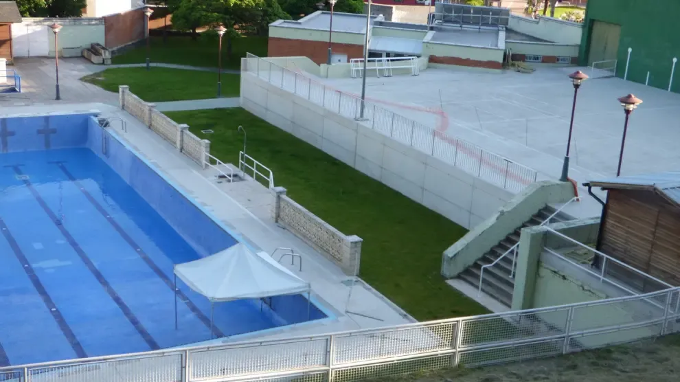 Las piscinas del parque ganan espacio y se favorece así el distanciamiento social