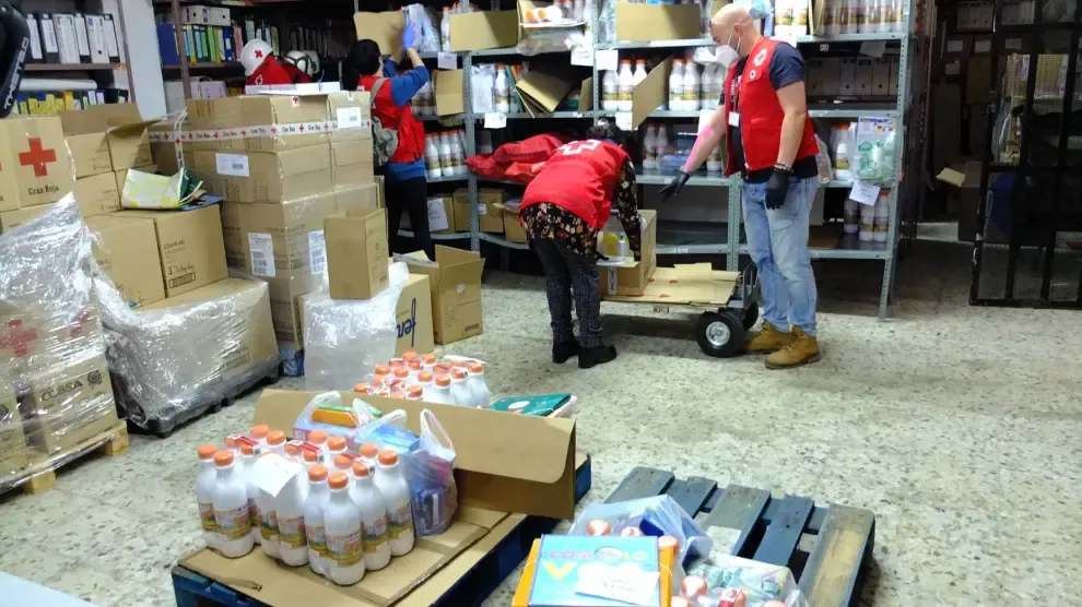 Cruz Roja Huesca reparte juguetes y meriendas a 66 niños y niñas en medio de la pandemia por coronavirus