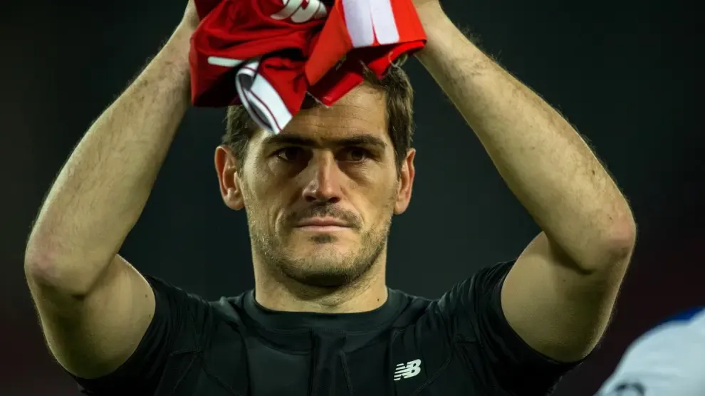 Iker Casillas dice adiós al fútbol profesional
