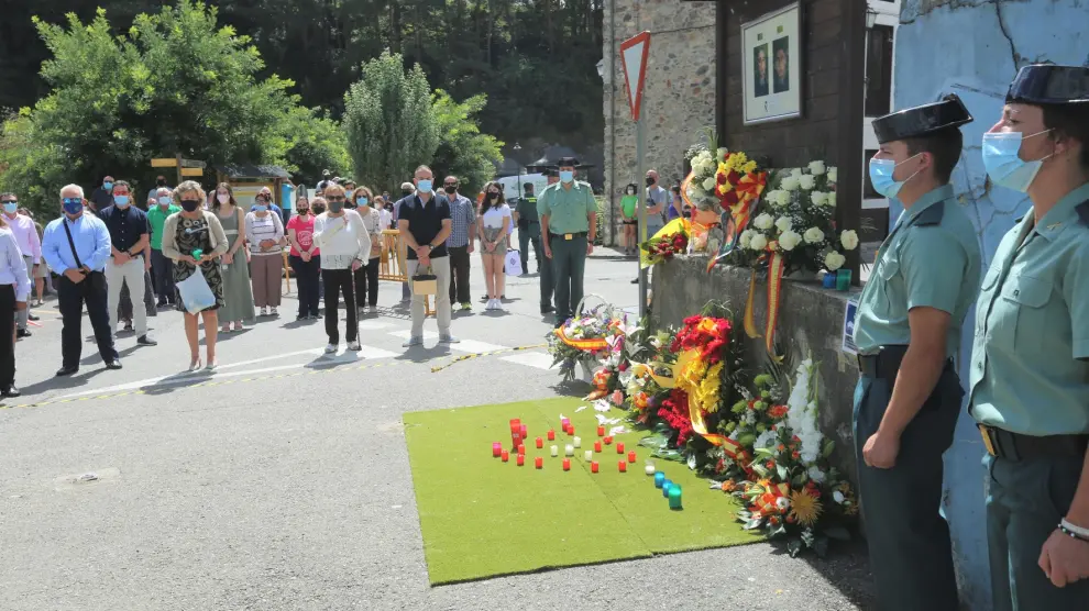 Acto en el 20º aniversario del asesinato de dos guardias civiles en Sallent de Gállego