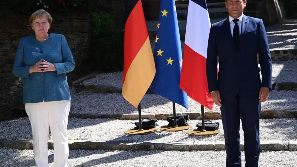 Macron y Merkel piden posturas comunes en la UE ante la pandemia