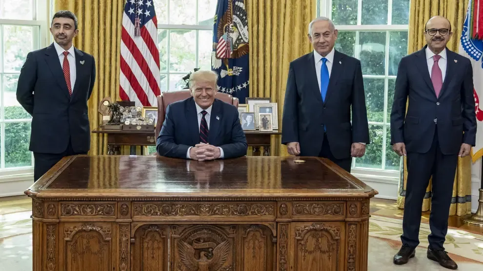 Israel establece lazos con los Emiratos y Baréin en un acto histórico en la Casa Blanca