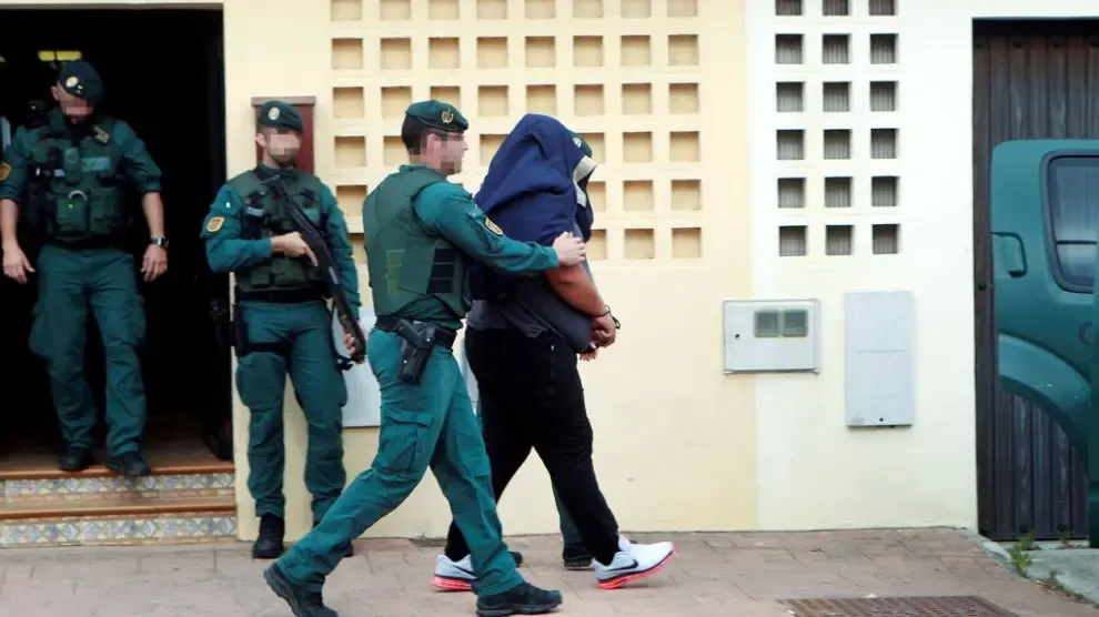 Más de 200 guardias civiles en redada antidroga en Campo Gibraltar y Málaga