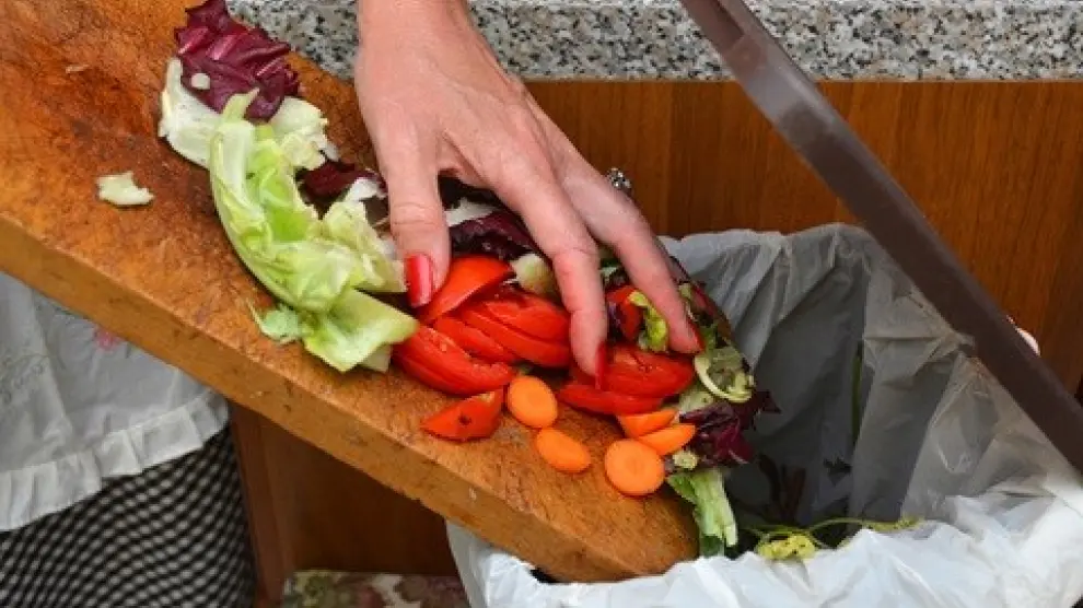 El desperdicio de alimentos cayó a la mitad en el confinamiento, según la OCU