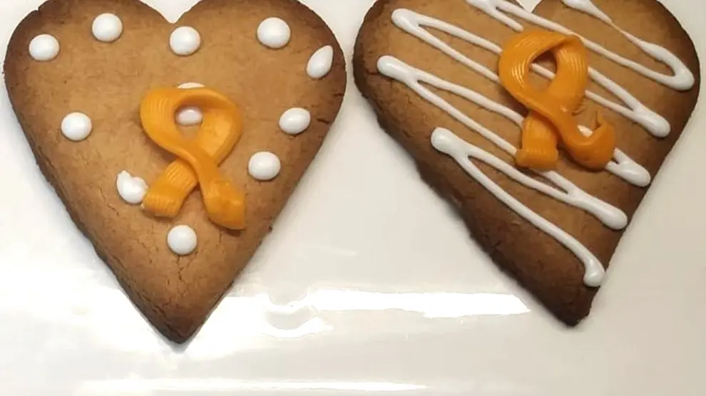 Biescas es Vida endulza octubre con las galletas solidarias contra el cáncer
