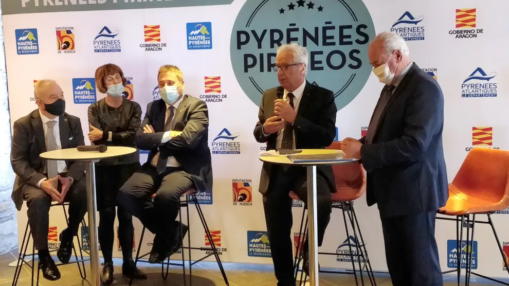 Nace la AECT Pirineos-Pyrénees para la gestión de Aragón y Francia de los pasos transfronterizos